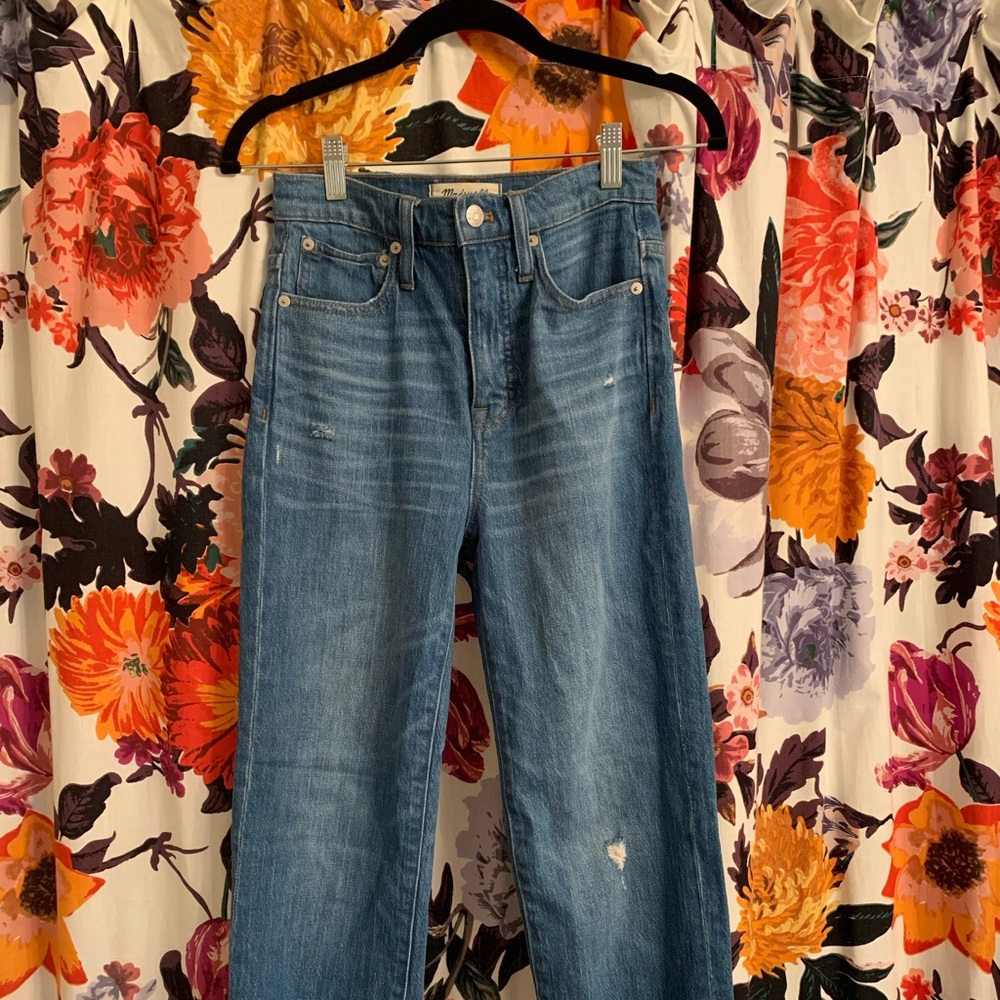 LIKE NEW Madewell Classic Straight Jeans